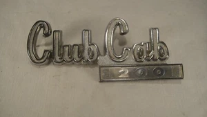 1972-1977 DODGE CLUB CAB 200 METAL FENDER BADGE EMBLEM #3731048 - Picture 1 of 6