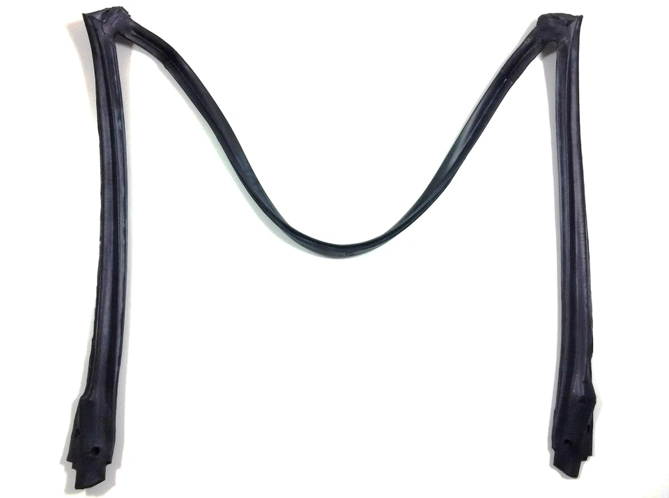 1984-96 Chevrolet Corvette  Front Roof Weatherstrip, Latex - Image 1 of 1