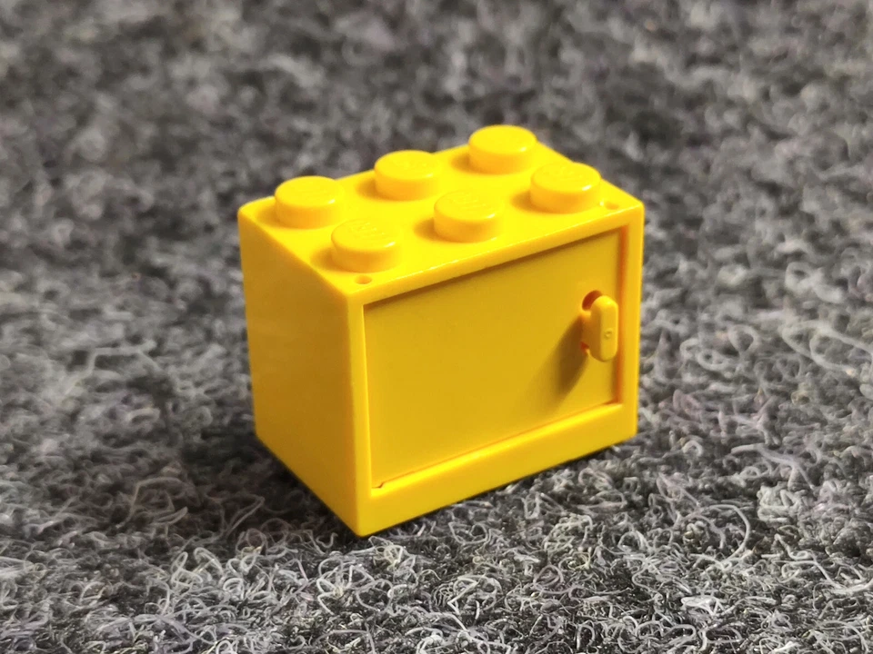 Lego 1 x  4532a Container + 4533 Tür gelb 2 x 3 x 2 - Schrank Box Regal - Bild 1 von 1