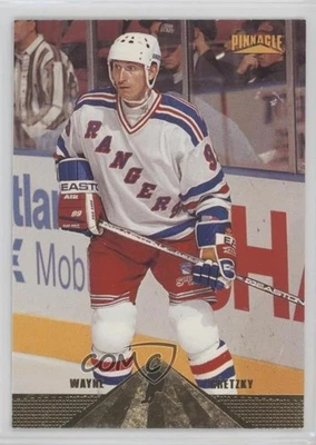 1996-97 Pinnacle Wayne Gretzky #1 HOF - Image 1 of 2