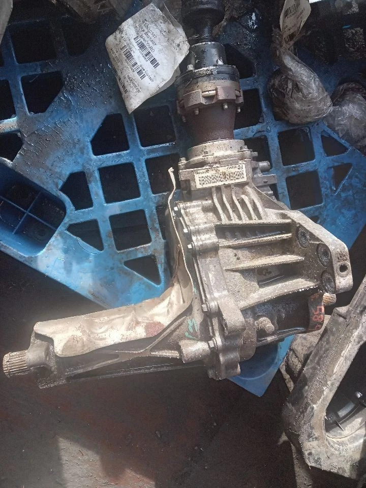 EQUINOX   2015 Transfer Case 359806 - Изображение 1 из 4