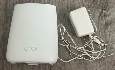 NETGEAR Orbi RBR20 Satellite Home Mesh WiFi Tri-band AC2200 Router - Image 1 of 4