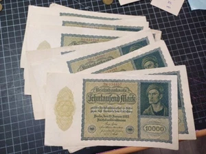 Germany  P72 10000 Marls（1922）180*100mm，AU+ - Picture 1 of 2