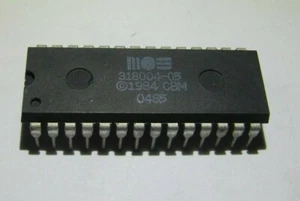 MOS 318004-05 - Kernal C16 C116 PLUS4 232 PAL - RARE GENUINE - (NEW) - Imagen 1 de 3