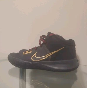 Nike Kyrie Flytrap 4 Black Metallic Shoes Size 9.5 - Picture 1 of 7