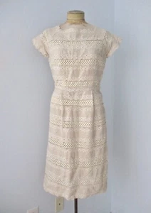 Vtg 50s 60s beige scalloped eyelet linen cream lace tiered MOB shift dress M - Picture 1 of 5