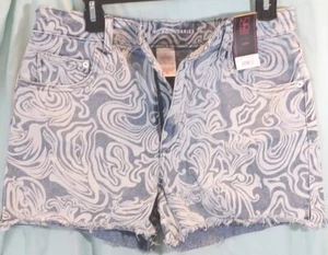 No Boundaries Jean Shorts Womens Size 11 Blue Distressed Hi Rise Fringe NWT - Picture 1 of 4