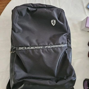 Mochila Original Scuderia Ferrari - Puma Usada - Imagen 1 de 8