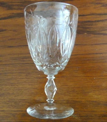 12-VASOS CHANTILLY DE AGUA/VINO ROCK SHARPE VINTAGE VAJILLA ORNAMENTADA USADOS EN EXCELENTE ESTADO Foto 1 de 4