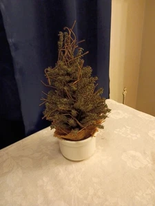 10" Evergreen (Christmas Tree)/Burlap Weighted Bottom In A 3.2" White Crock/Bowl - Picture 1 of 10