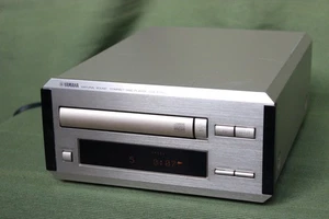 Yamaha CDX-E100  CD-Player Pianocraft - Bild 1 von 6