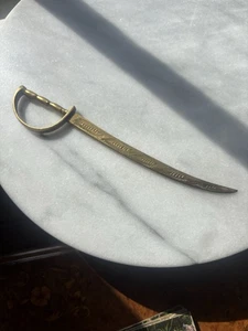 VINTAGE SARNA MESSING INDIEN SCHWERT GEÄTZTES MESSING BRIEFÖFFNER 8 ZOLL - Bild 1 von 3