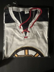 2025 Boston Bruins Night Hockey Jersey L Boston Red Sox SGA NHL MLB FENWAY 4-9 - Picture 1 of 10