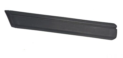 86 - 89 Mercedes Benz W124 Body Side Molding Upper Fender, Left - Image 1 of 2