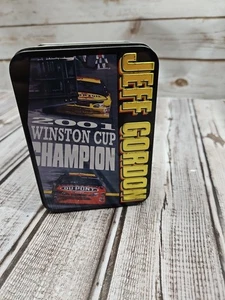Juego de tarjetas de coleccionista de metal Jeff Gordon 2001 campeón de la Copa Winston (Bill Purdom) nuevo en caja - Imagen 1 de 4
