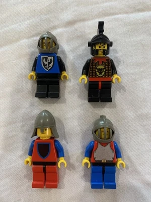 LEGO: Knights Kingdom Figures - Image 1 of 4