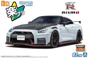 Aoshima 1/24 Scale Model Car Kit Nissan GT-R R35 Brilliant White Pearl 2002 Ver. - Picture 1 of 2