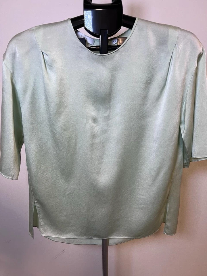 Blusa de satén para mujer - verde menta claro, manga corta, elegante y suave Foto 1 de 3