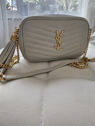 SAINT LAURENT (YSL) Borsa per fotocamera Yves Saint Laurent Mini Lou in pelle trapuntata