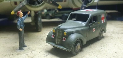 Vehicules militaires 1/43 Old Cij Renault dauphinoise 1956 ambulance  - Photo 1/4