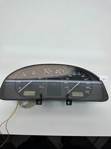 357325 km Passat b5 diesel speedometer instrument cluster 3b0919880d 88311274245 - Picture 1 of 12