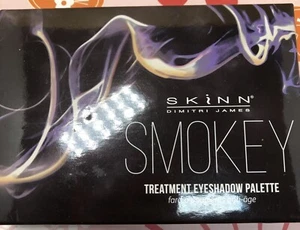 SKINN Smokey Treatment Eyeshadow Palette 8 Colors FULL SIZE / NIB / - Picture 1 of 3