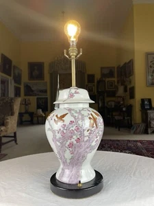 Vintage Chinese Porcelain. Lidded Temple Urn Country House Table Lamp - Picture 1 of 10