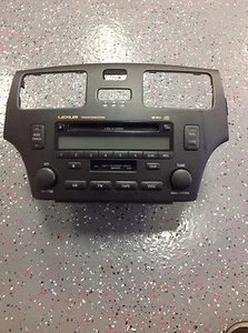2004 Lexus ES300 OEM radio - Picture 1 of 8
