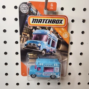 Ice Cream King 2020 MBX Matchbox CITY 43/100 azul claro con interior rosa - Imagen 1 de 6