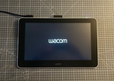 Wacom One Creative Pen Display 13,3" Full HD 1920x1080 - Bild 1 von 4