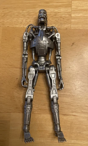 Terminator Salvation T-RIP Resistance Infiltrator Prototype 6in Figure Only Cover