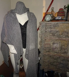 Micky & Jenny Damen Pullover Poncho Kapuze grau Strick offen Schal Lagenlook One Size - Bild 1 von 5