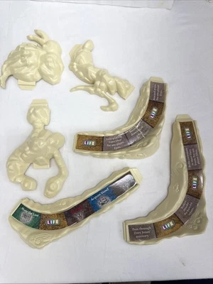 Game Of Life Pirates of the Caribbean Dead Man’s Chest Replacement Parts Islands - Image 1 of 4