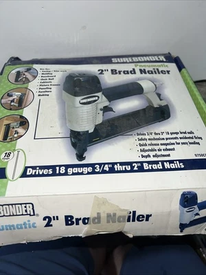 CLAVADORA SUREBONDER 18GA BRAD 9750 ¡Excelente clavadora funcionando! Con caja completa Foto 1 de 4