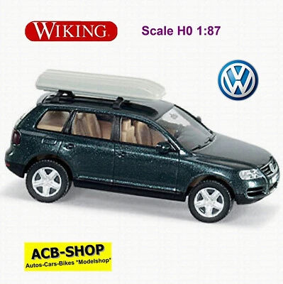 VW Volkswagen Touareg + Dachgepäckbox 2002-06 Offroadgrey Metallico 1:87 Wiking - Immagine 1 di 2