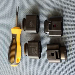 4Pcs Ignition coil repair replacement plug 8K0973724 4Pcs For Audi - Picture 1 of 4