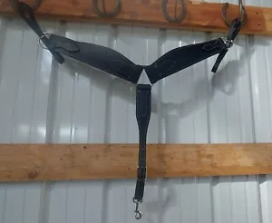 Tack de caballo usado estilo cortina cuello de pecho negro silla de montar sendero cañón cuerda - Imagen 1 de 1