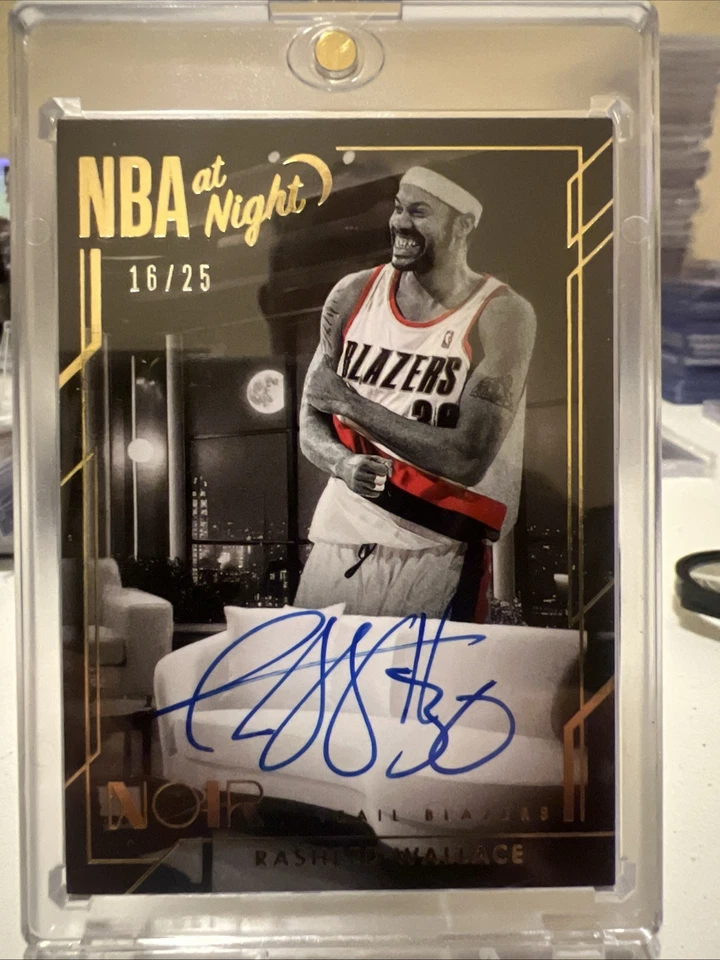 2024-25 Panini Noir - Nba At Night Signatures Рашид Уоллес #NBA-RWL 16/25 SP - Изображение 1 из 2