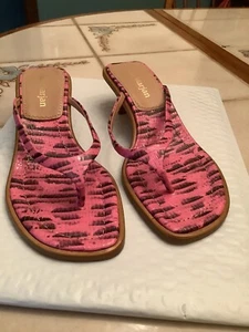 "Sandalias rosa con estampado animal Sies Marjan IT 37 US 6,5 2"" tacón NUEVAS PRECIO DE VENTA SUGERIDO POR EL FABRICANTE $825" - Imagen 1 de 4