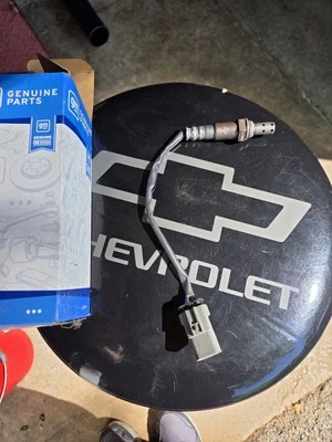 12679885 Nuevo sensor de oxígeno superior GM 2020-21 GM Sierra Chevy Silverado 6,6 L OEM Foto 1 de 4