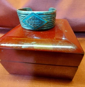 Vintage Harley Davidson Armreif Armband mit Aufbewahrungsbox K02 V - Bild 1 von 9