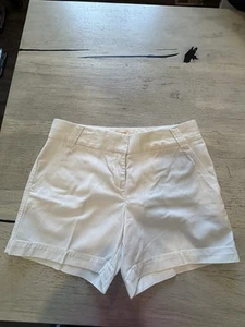 J Crew Womens 4 City Fit Buttery Twill Broken In Chino Shorts - Picture 1 of 5