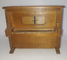 VINTAGE WOODEN DOLL PLAYER PIANO MUSIC BOX WORKS $9.99