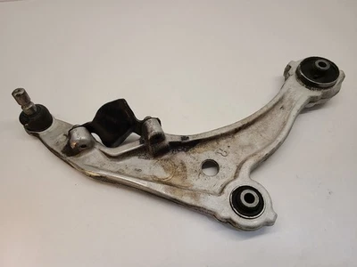 Brazo de control inferior derecho pasajero Nissan MAXIMA 09-14 545009N00A        Foto 1 de 4