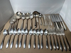 37 pezzi Piatto comunitario vintage posate posate argenteria utensile patrizio - Foto 1 di 15