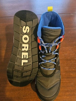 Sorel Whitney II Short Fleece Lined Snow Boots Black Blue Red Size 6 NEW $140 - Image 1 of 4