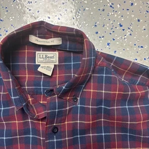 LL Bean Flannel Shirt Mens Medium Red Blue Plaid Traditional Fit Button Down - Picture 1 of 6