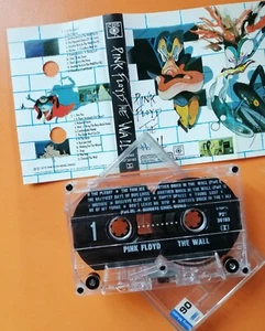 PINK FLOYD [ THE WALL ] ORIGINAL CASSETTE THAILAND EDITION - Picture 1 of 2