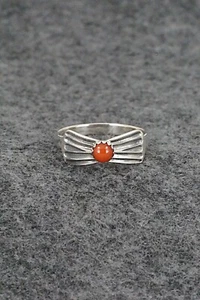 Coral and Sterling Silver Ring - Lee Shorty - Size 7 - Picture 1 of 7