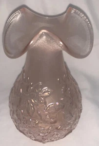 VTG Pink Iridescent Floral Glass Fenton Vase signed 6” - Picture 1 of 4
